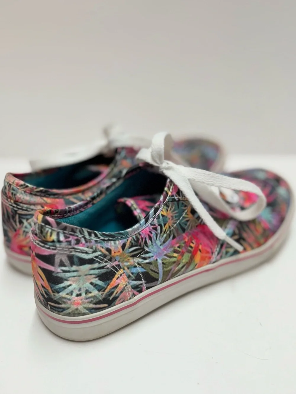 Multi Color Floral Print Tennis Shoes Sz Girls 4 Women's 5.5